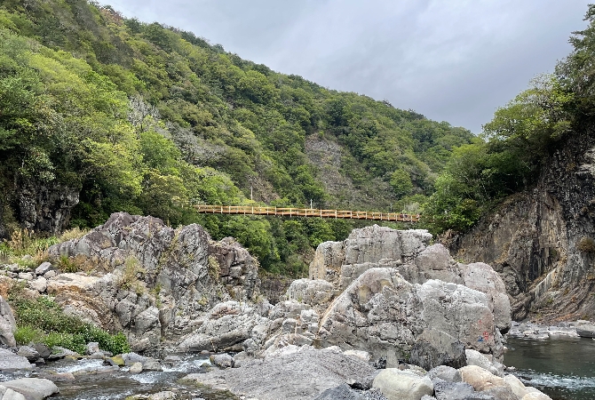 秀巒部落吊橋