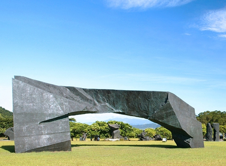 集合點→鼻頭角公園 / 福連國小 浮潛戲水→福隆海灘→露營區自由活動→露營風格晚餐