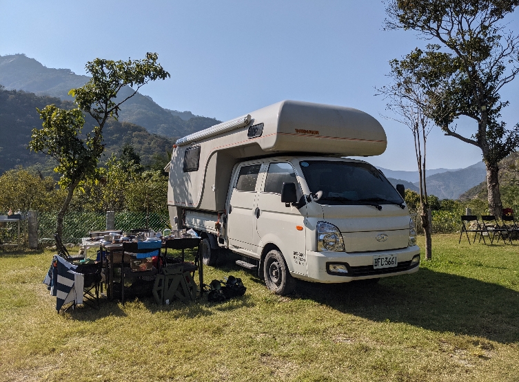 露營車X公路旅行