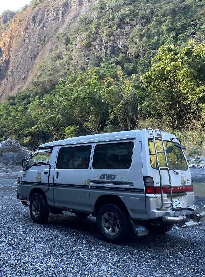 武界部落4輪驅動車